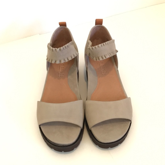 GENTLE SOULS Comfort Sandals Leather Slip On Anja Mushroom Women’s Size 9 EU 40 - Picture 3 of 16